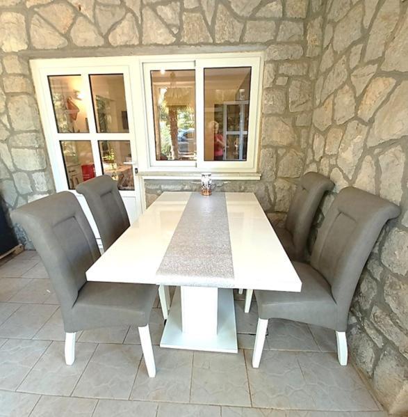 Apartment Sun Garden Малинска Экстерьер фото